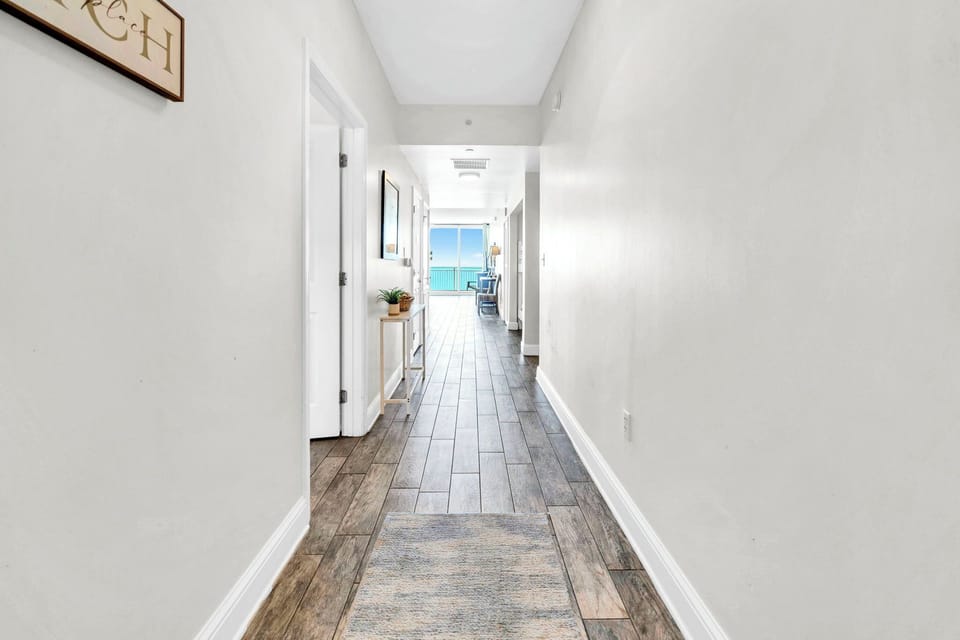 Welcome in to Aqua Resort 1505