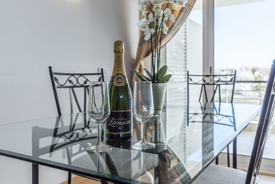 The Dinning Space