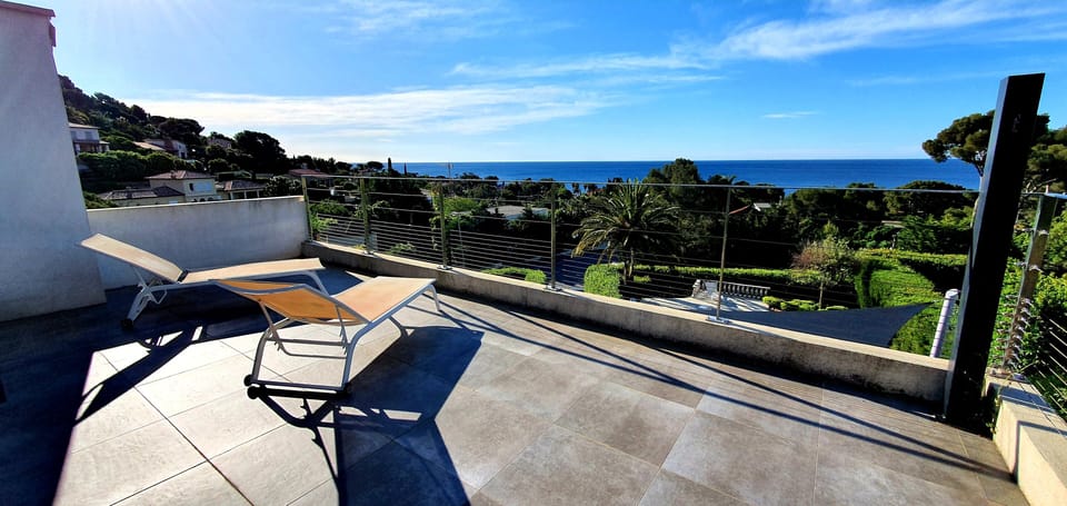 Master bedroom balcony