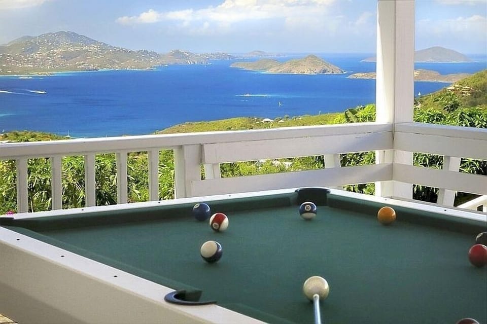 'Ten Ball in Thatch Cay!'