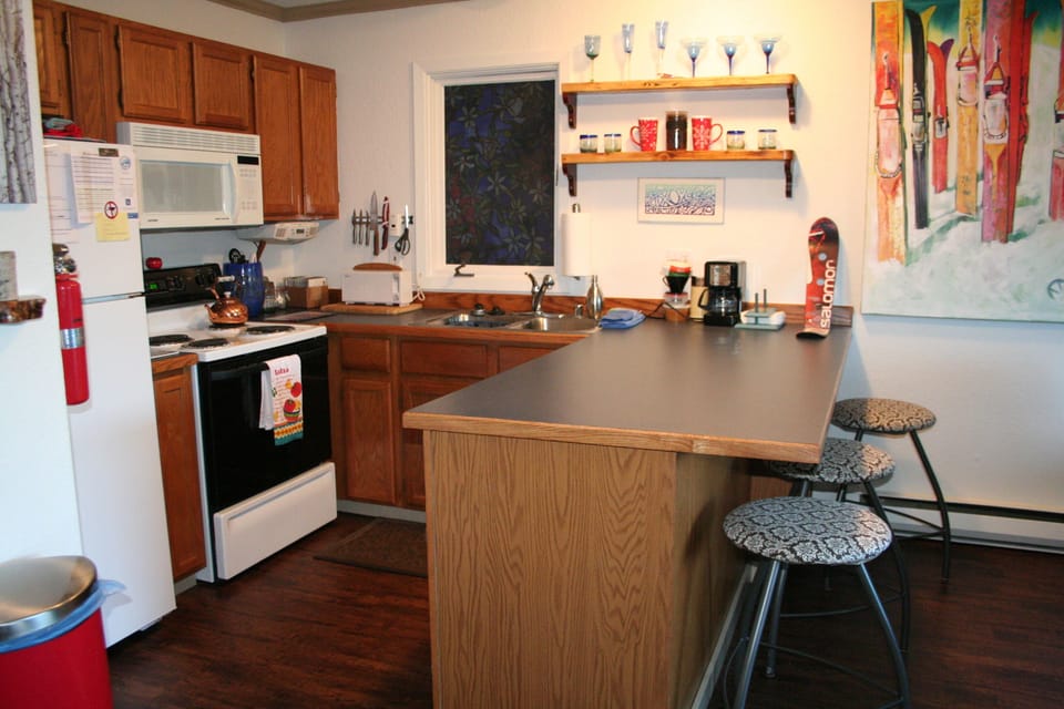 Kitchen and dinning side view