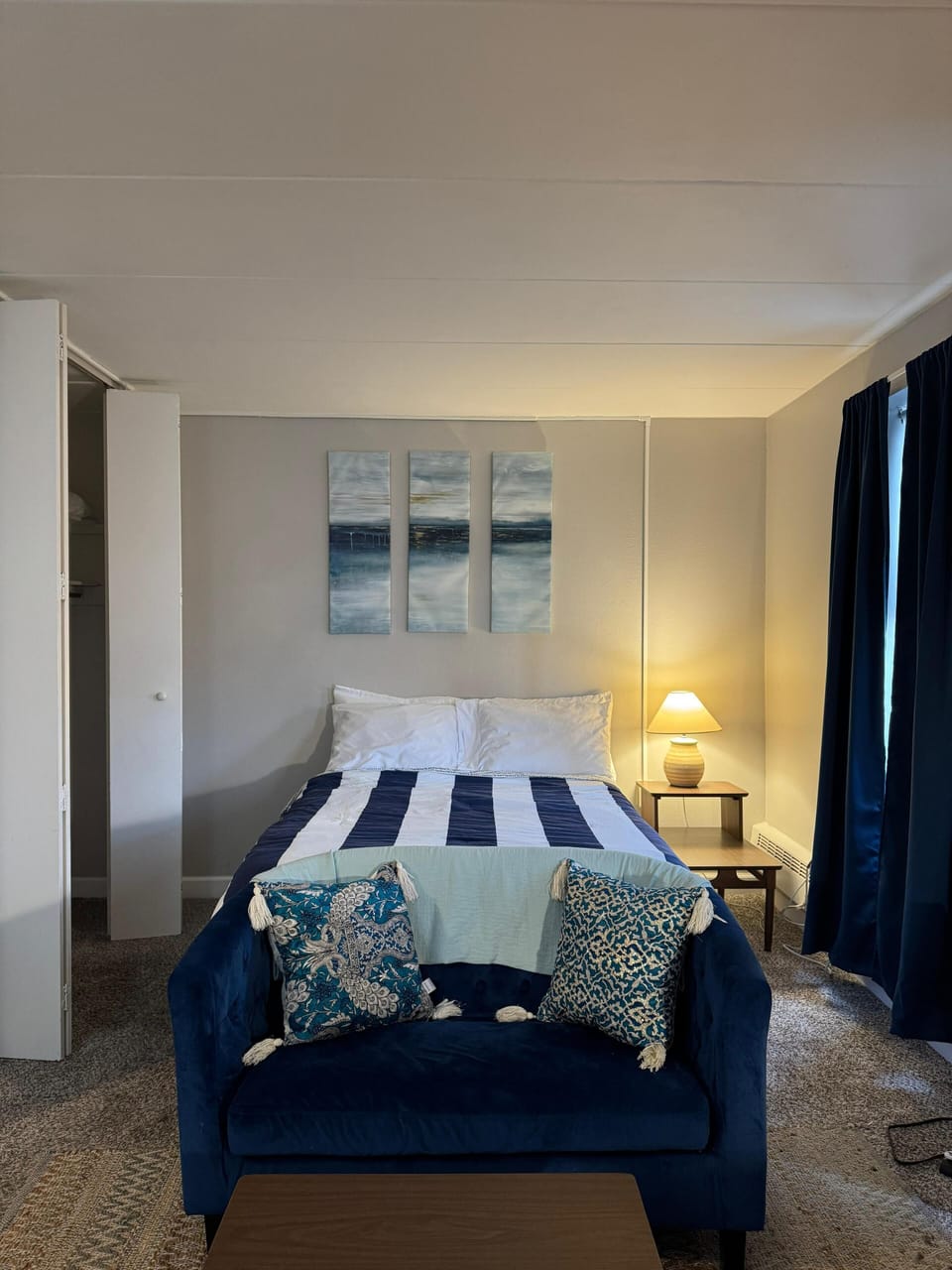 Signature Apartment, 1 Double Bed | Desk, blackout drapes, iron/ironing board (on request), WiFi (free)