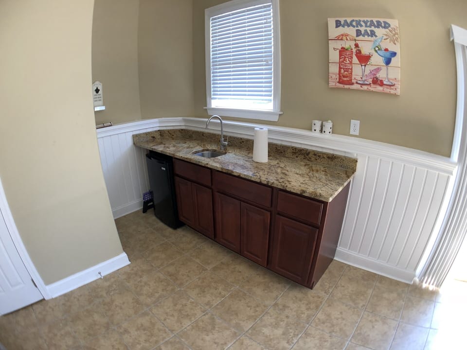 Wet Bar Den