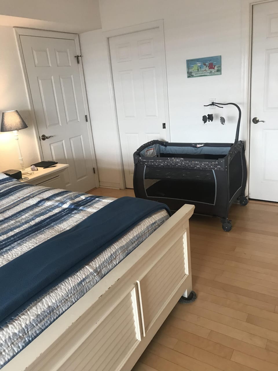 Plenty of space with portable crib