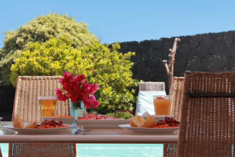 Poolside lunch in the shade or the sun