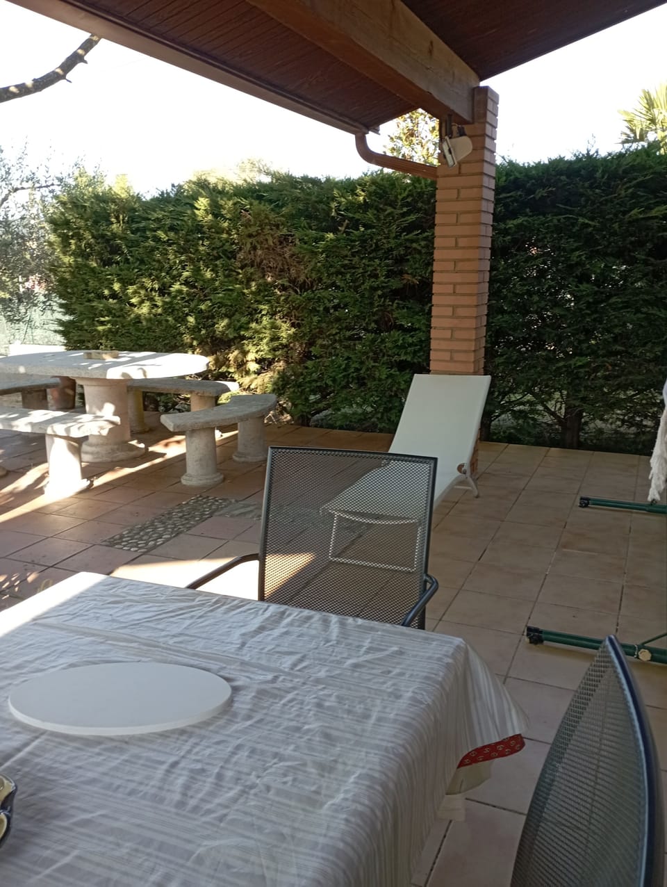 Outdoor dining