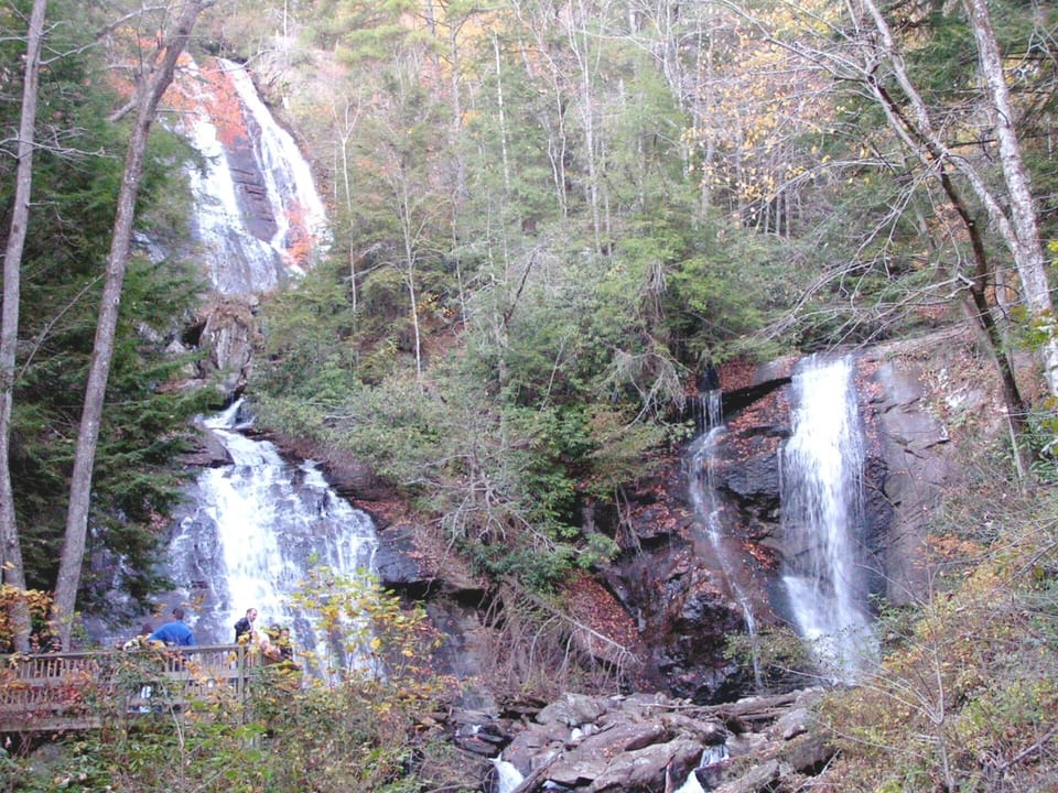 Beautiful Anna Ruby Falls