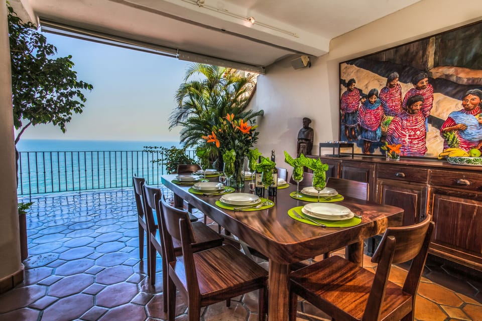 Dinning Table