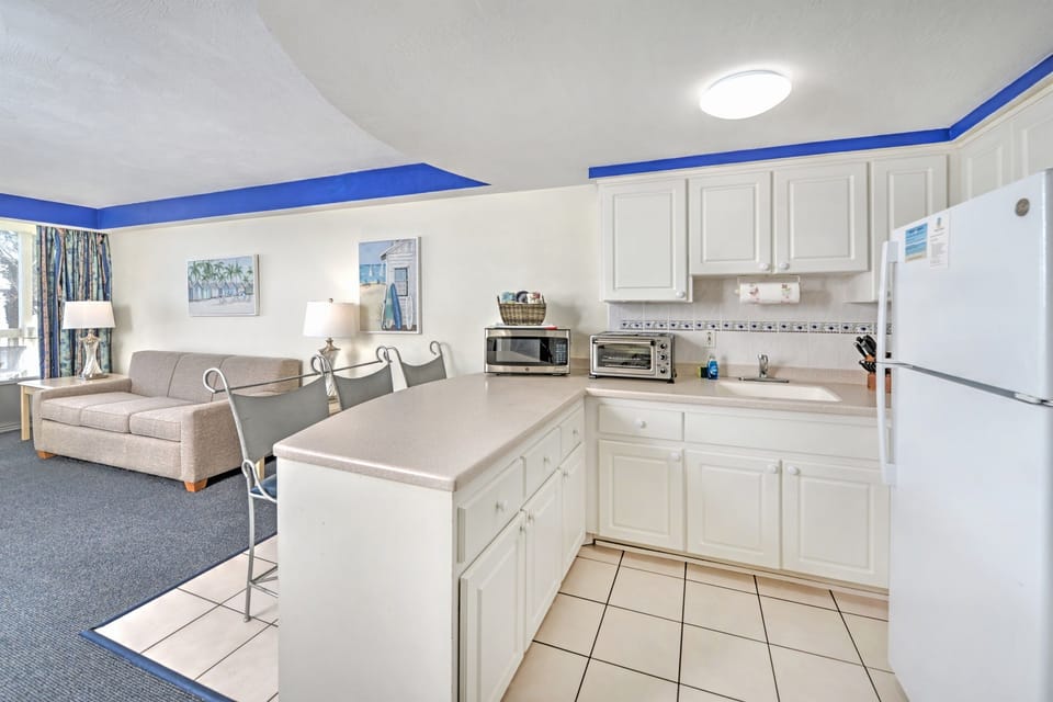 Fully stocked kitchen for vacation meals