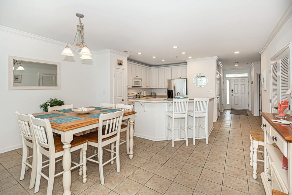 Dining and Kitchen area. Kitchen is fully equipped with all appliances/utensils.
