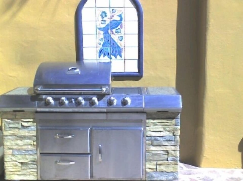 Bar-B-Que