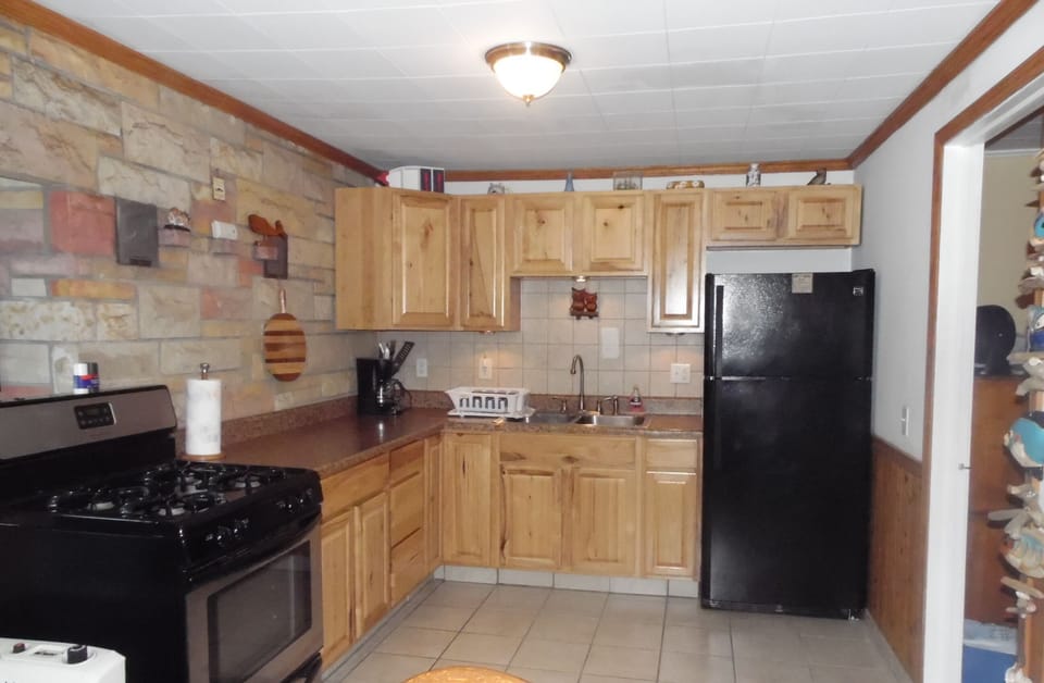 Kitchen with plenty of counter space.