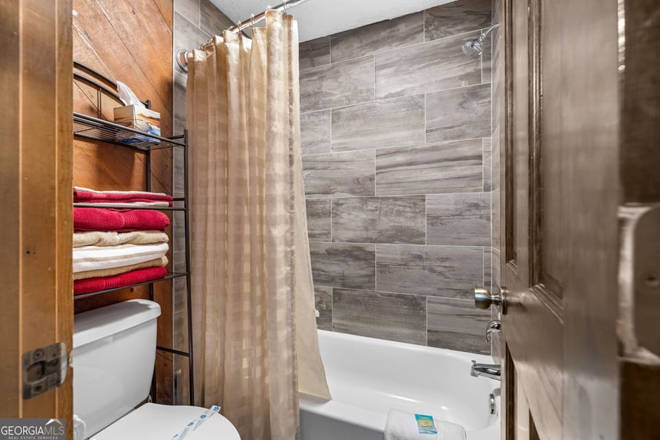 Newly remodeled Bathroom!