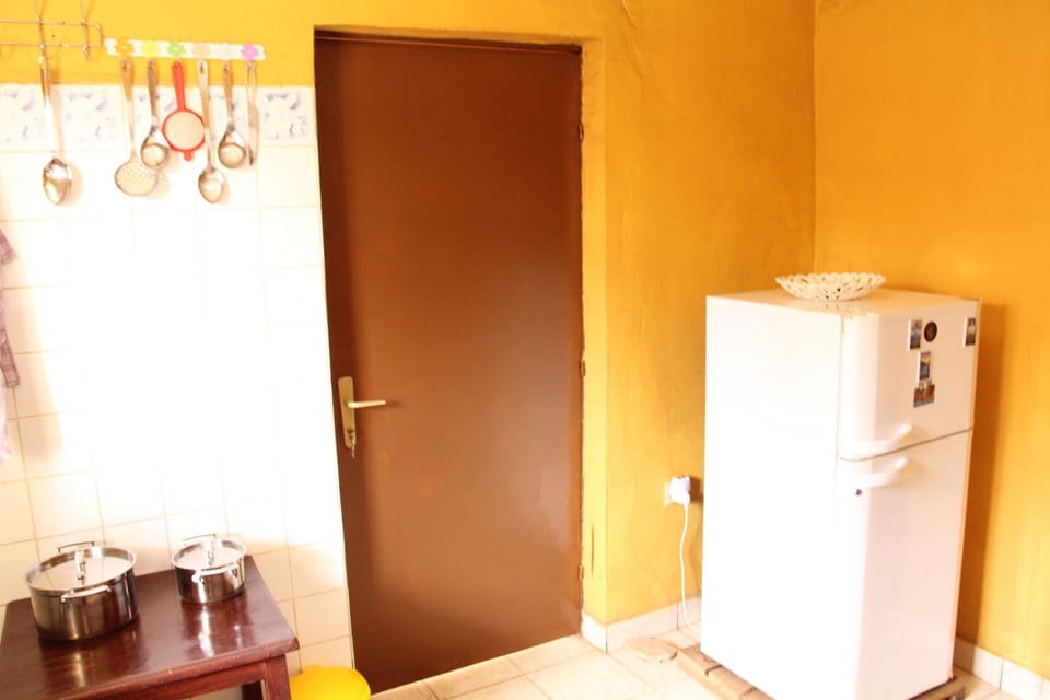 Standard Double Room, 1 Double Bed | Private kitchenette