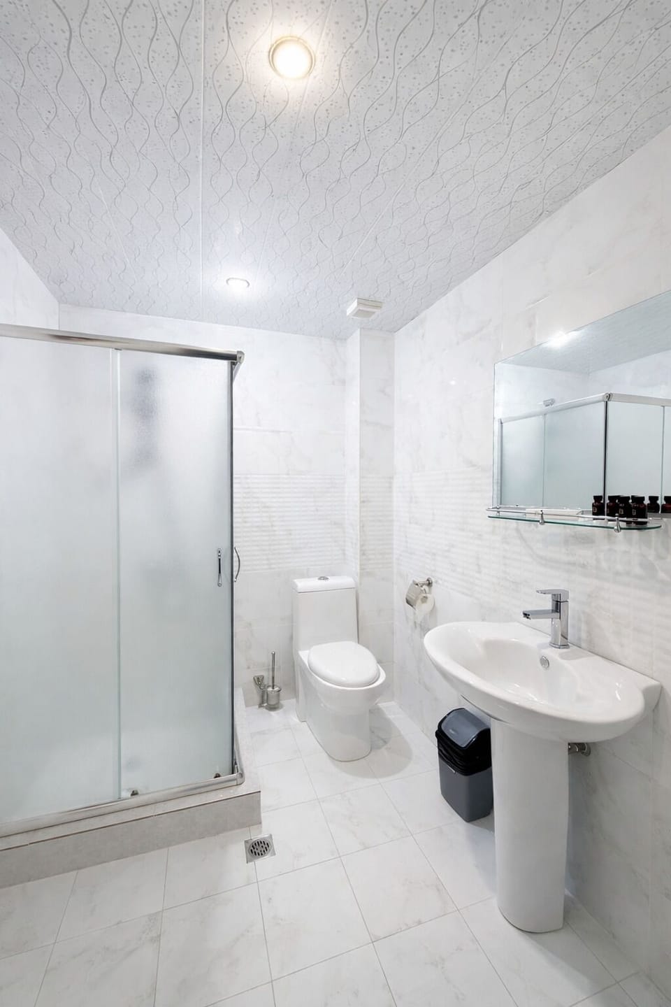 Standard Double Room, 1 Double Bed | Bathroom | Shower, rainfall showerhead, designer toiletries, hair dryer
