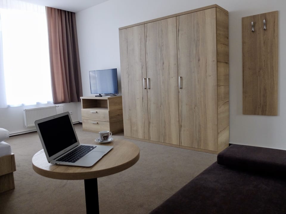 Business Double Room | Desk, laptop workspace, blackout drapes, free WiFi