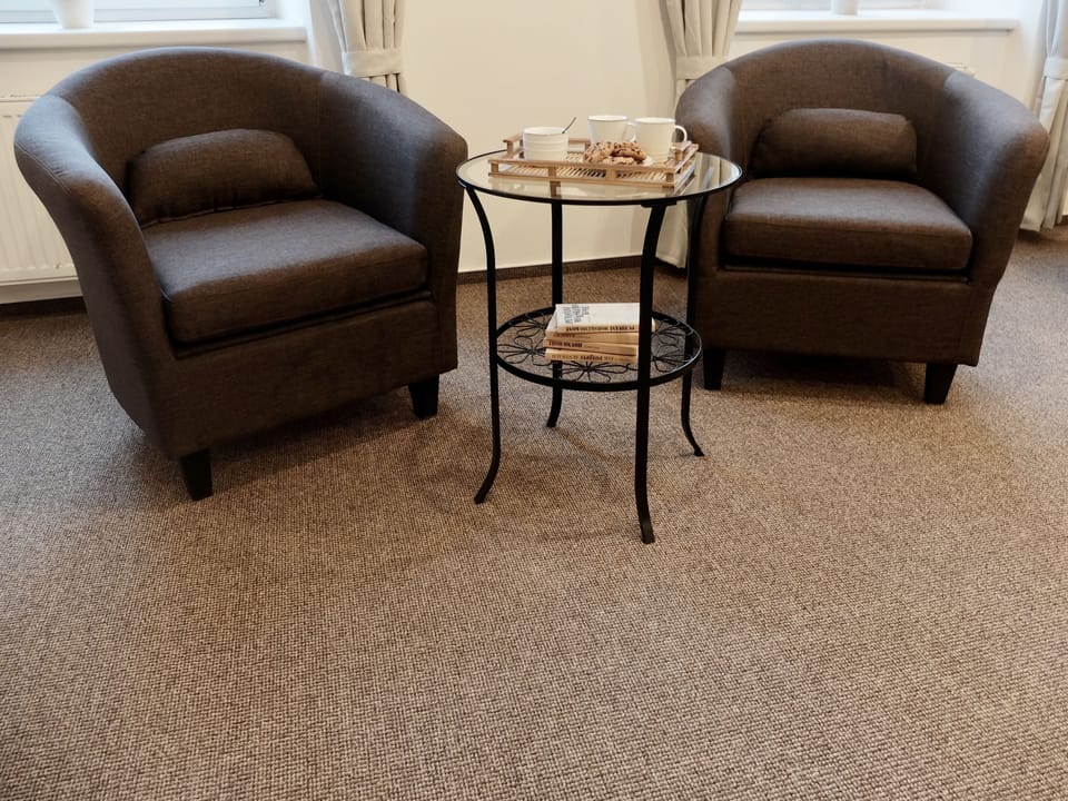 Economy Twin Room | Executive lounge