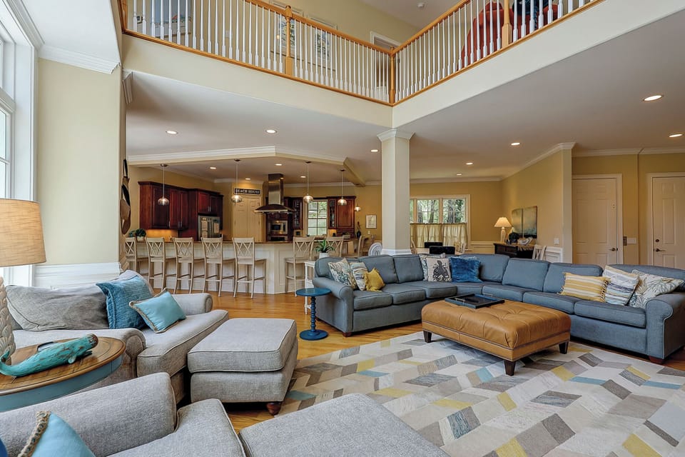 Main Floor Living Area