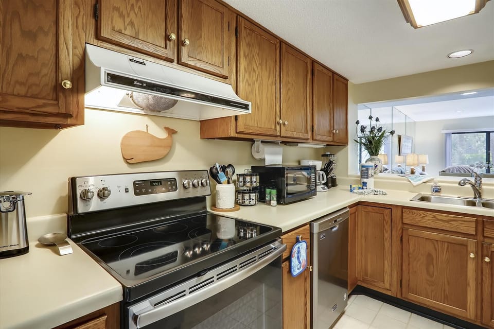Main Level-Kitchen