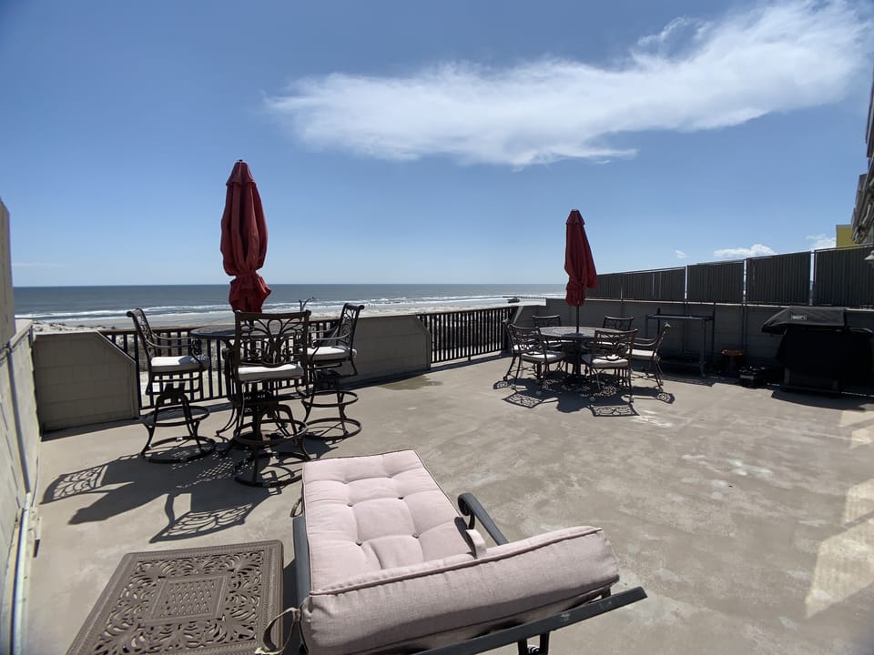 1st Floor Deck