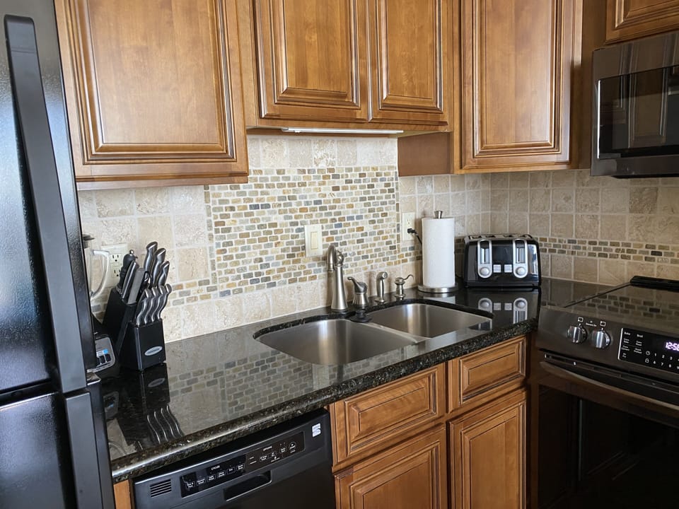Fully equipped kitchen
