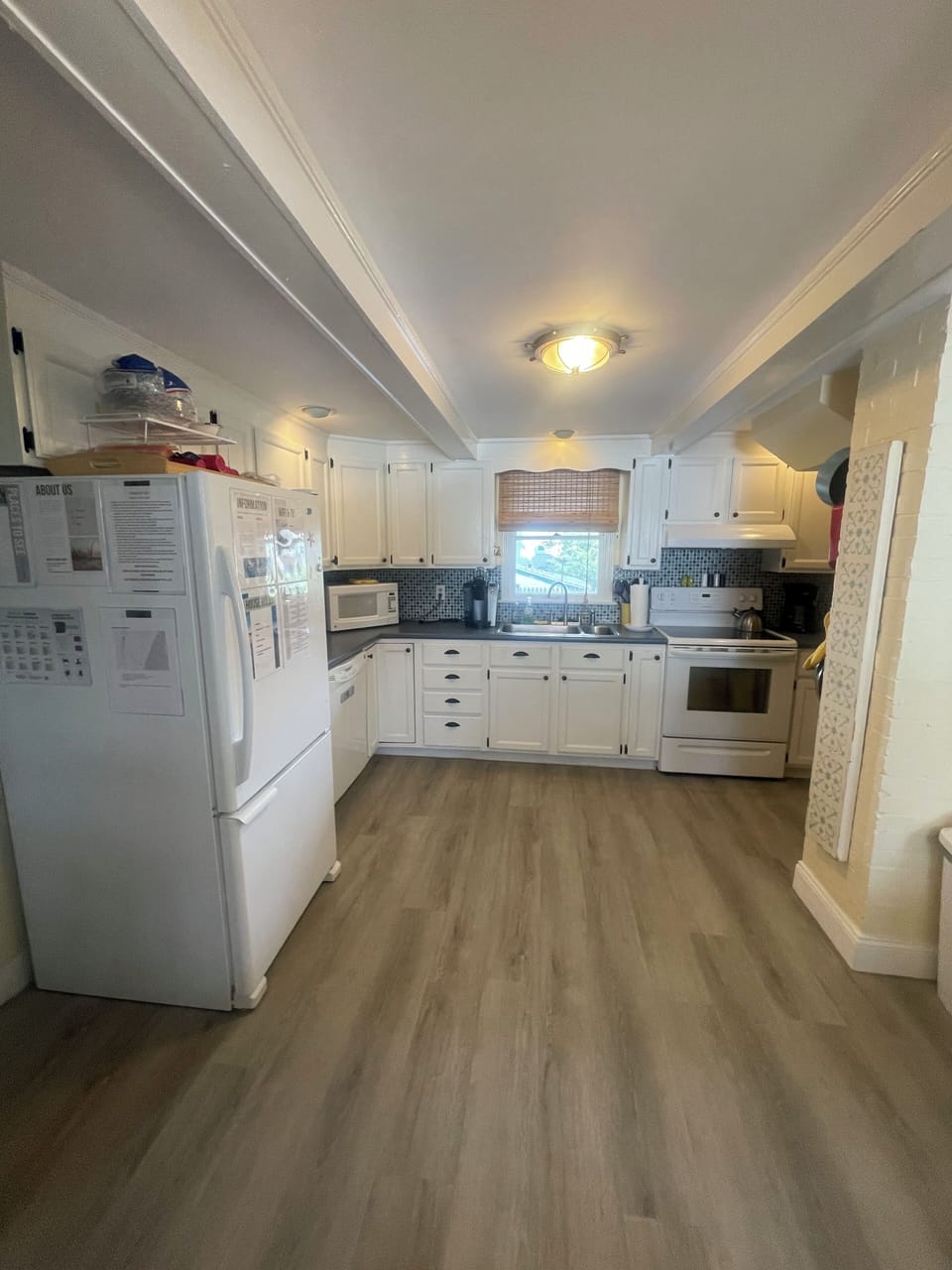 Full kitchen with everything you need to cook with.
