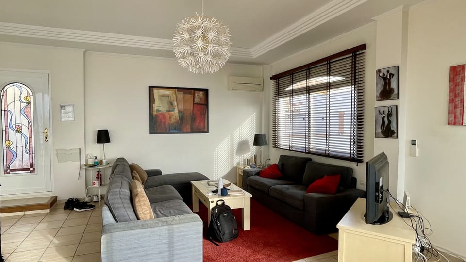 Master bedroom with en suite bathroom and opportunity for one extra folding bed