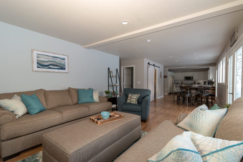 The open living plan is perfect for catching up with friends and family