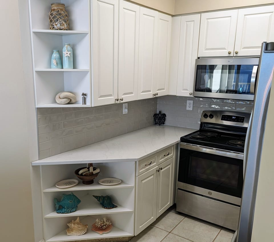 Fully stocked kitchen - we thought of everything!