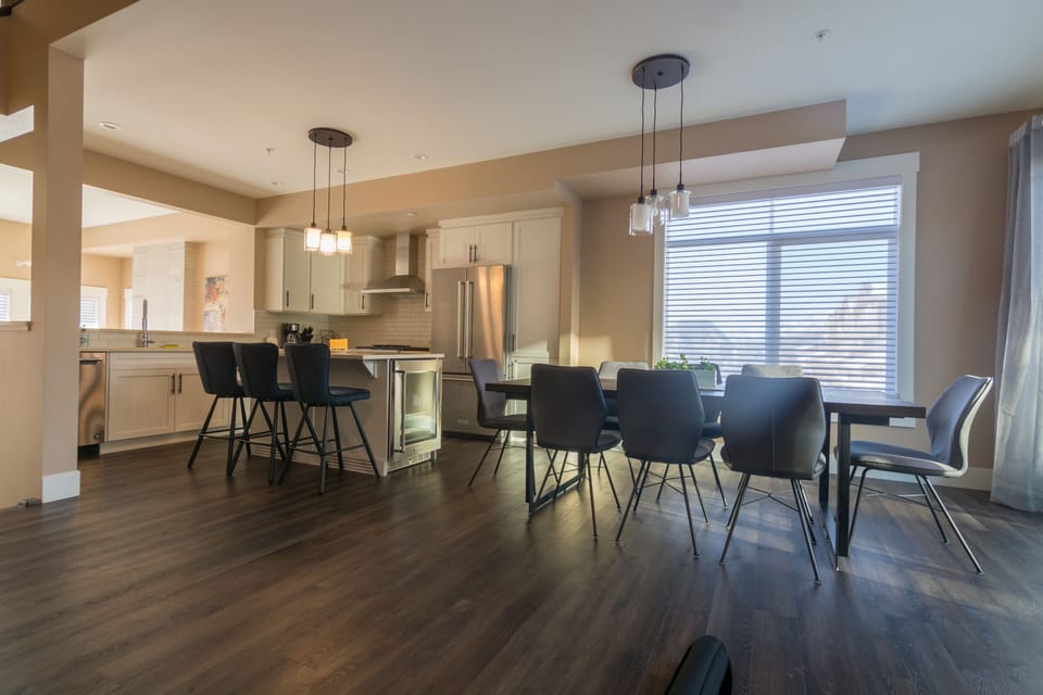 Kitchen and dinning area