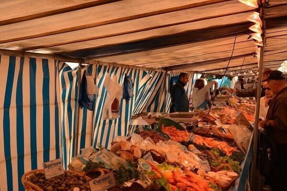 Local market-5 minute walk