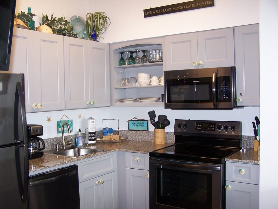 The old black stainless steel in picture but now the LG upgrade 2025