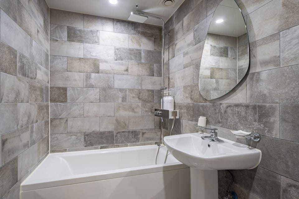 Premium Double Room | Individually decorated, individually furnished, blackout drapes