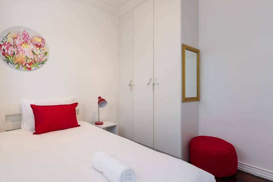Premier Apartment, 2 Bedrooms, Non Smoking, Beach View | 2 bedrooms, desk, iron/ironing board, cribs/infant beds