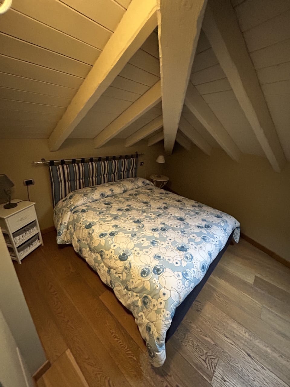 Room, 1 Bedroom | 1 bedroom, minibar, soundproofing, free WiFi