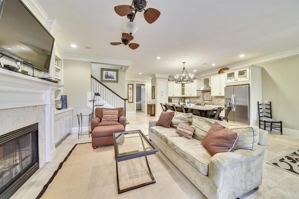 Main Level-Living Area