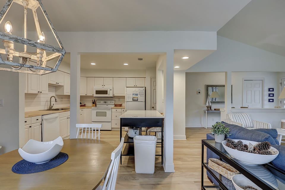 Dining Area into Kitchen