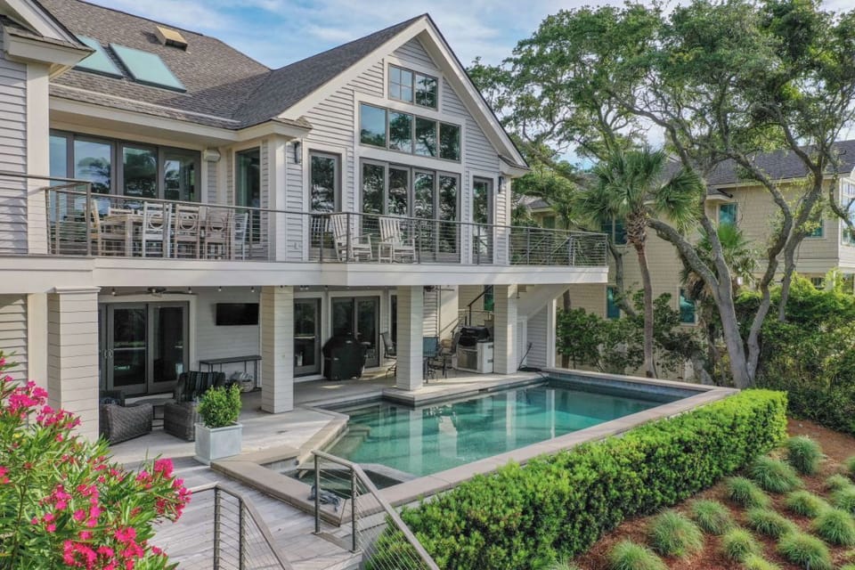 Private Pool