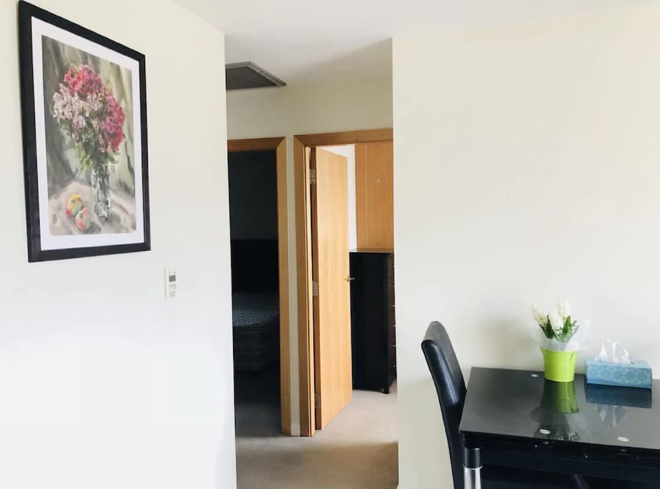 Family Apartment, 2 Bedrooms, Kitchen | In-room dining