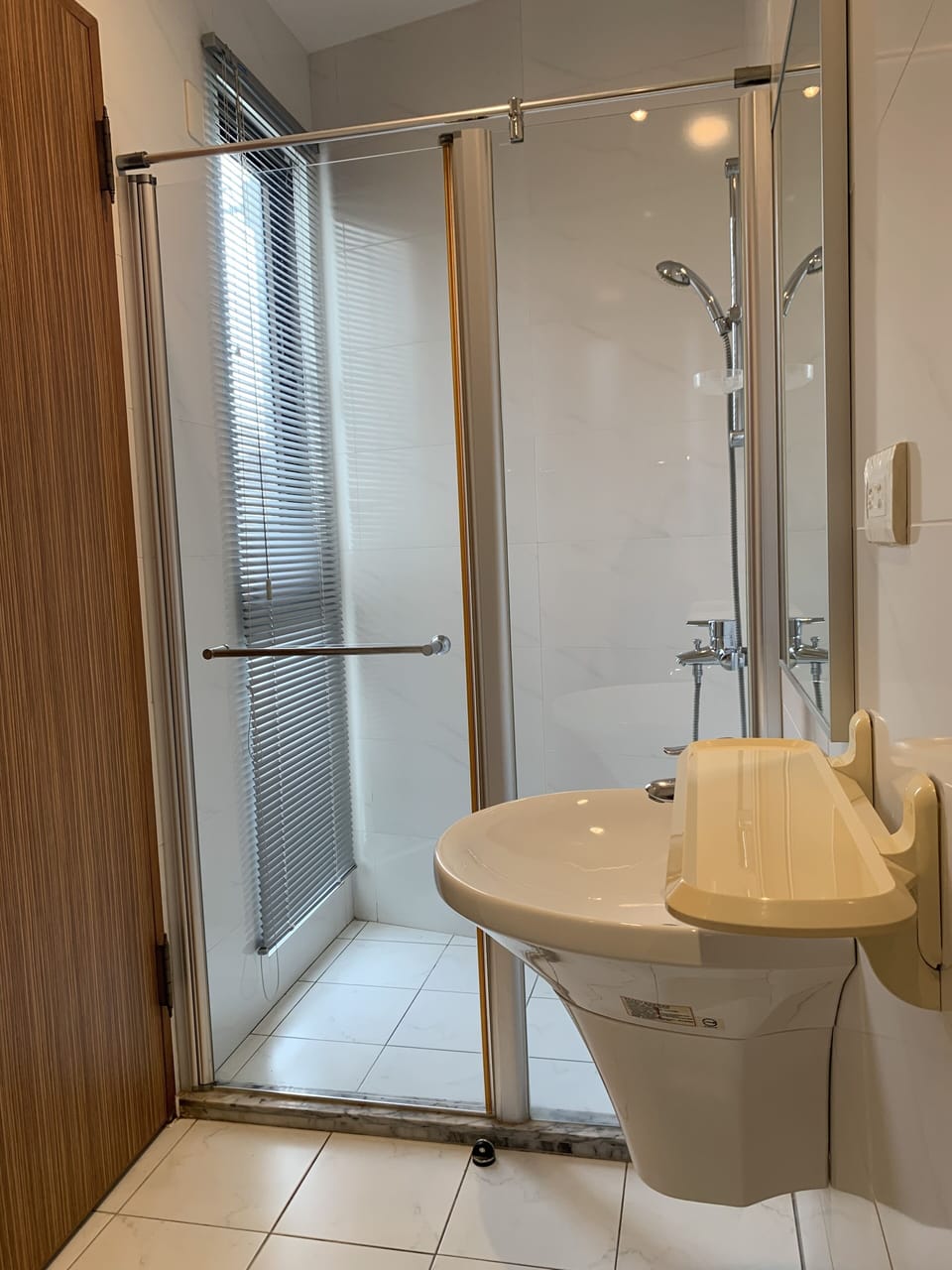 Comfort Double Room | Desk, soundproofing, free WiFi, bed sheets