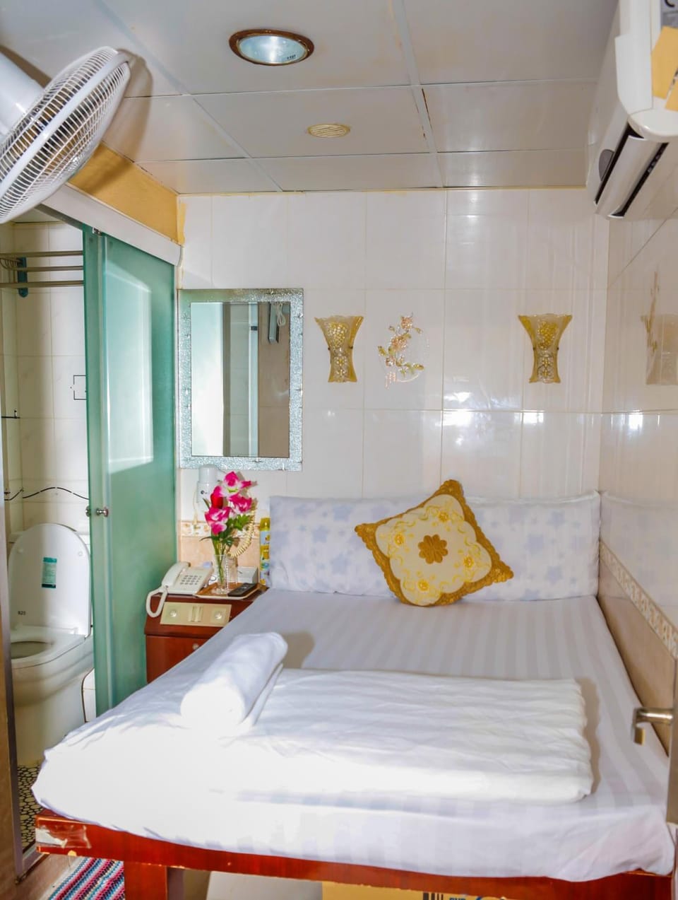 1 bedroom, minibar, in-room safe, desk