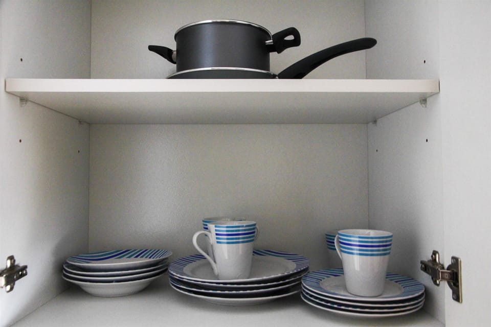 Room | Private kitchen | Fridge, microwave, stovetop, rice cooker