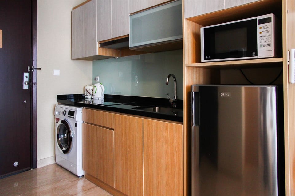 Room | Private kitchen | Fridge, microwave, stovetop, rice cooker