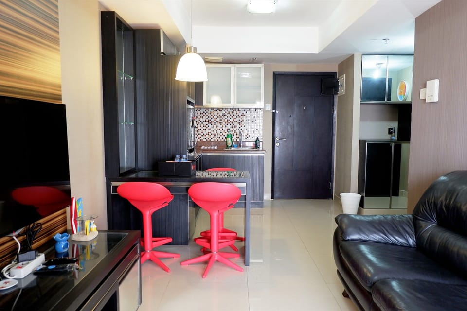 Room | Living room | TV