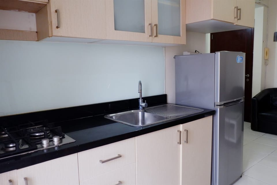 Room | Private kitchen | Fridge, stovetop, electric kettle, rice cooker