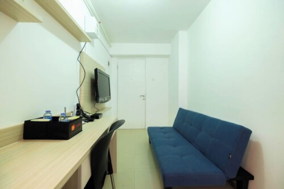 Room | Living area | TV