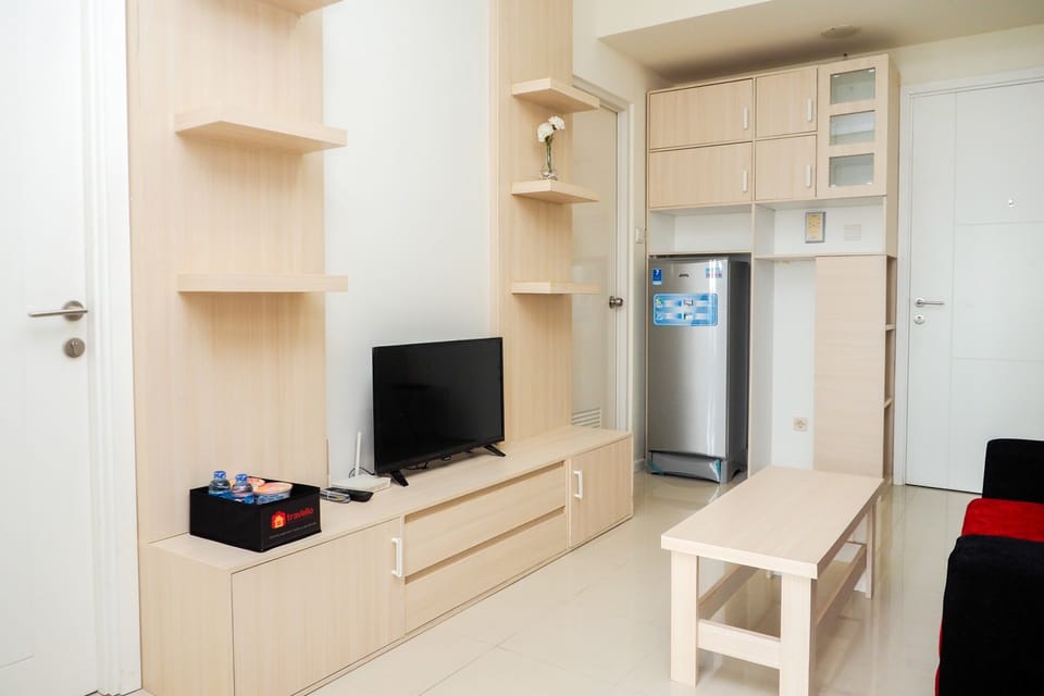 Room | Living room | TV