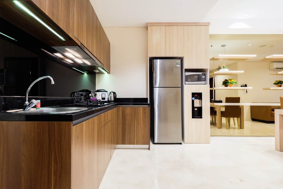 Room | Private kitchen | Fridge, microwave, stovetop, rice cooker