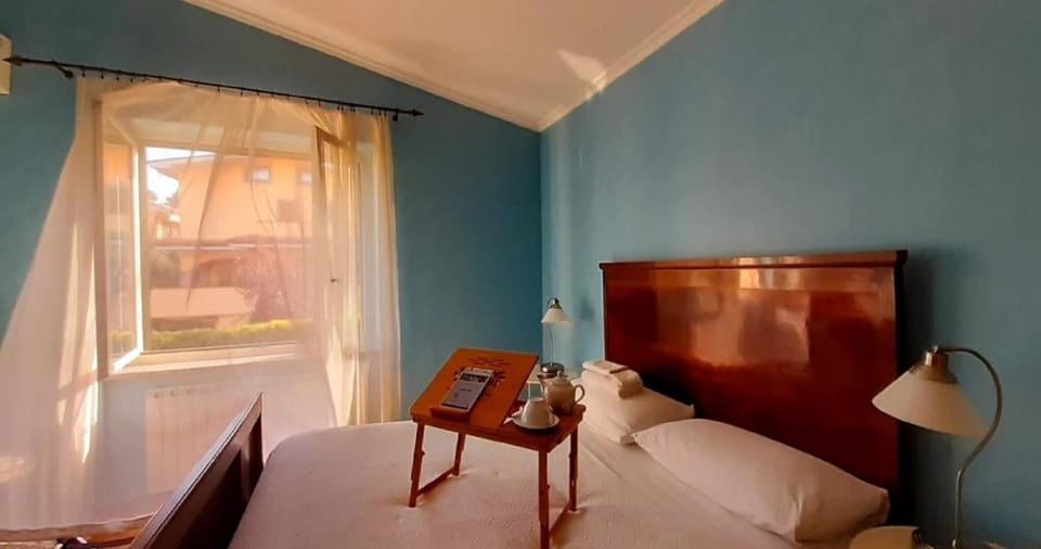Comfort Double Room, 1 Queen Bed, Private Bathroom | Frette Italian sheets, premium bedding, down comforters