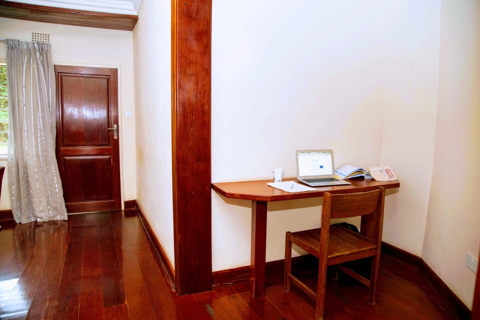 Premium Apartment, 2 Double Beds, Non Smoking, Garden View | 2 bedrooms, individually decorated, individually furnished, desk